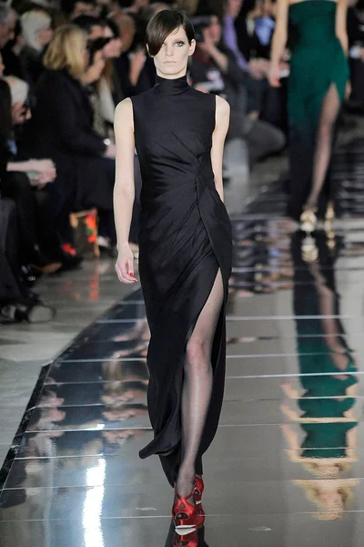 Look 34